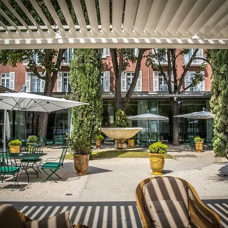 فندق Maison Albar L'imperator نيم