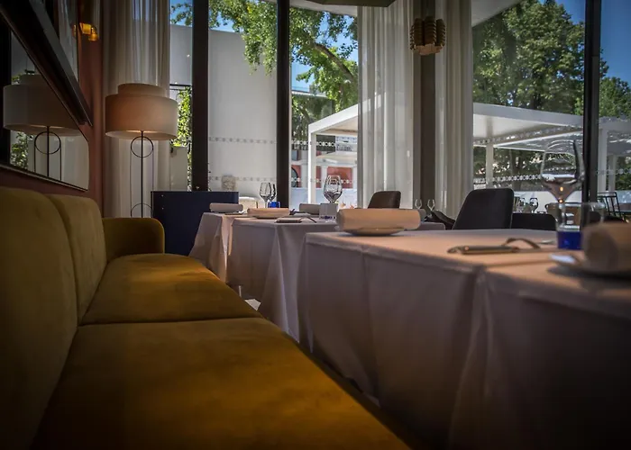 Maison Albar L'imperator 5* ニーム