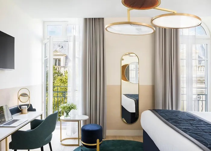 ホテル Maison Albar L'imperator ニーム