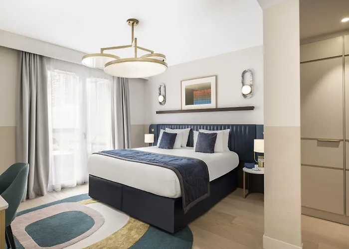 Maison Albar L'imperator ニーム