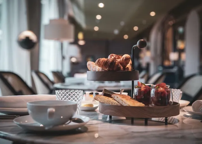 Maison Albar L'imperator 5* ニーム